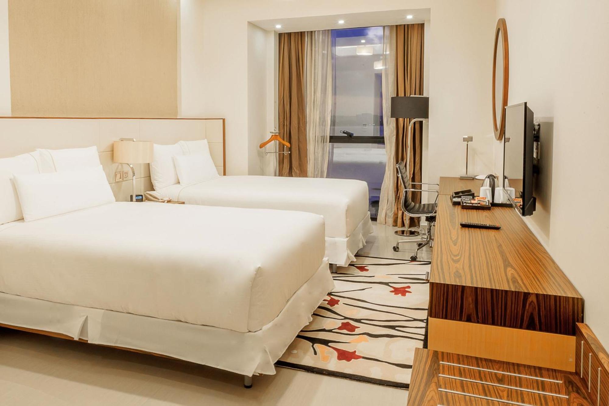 Element By Westin Hotel Dar Es Salaam Bagian luar foto