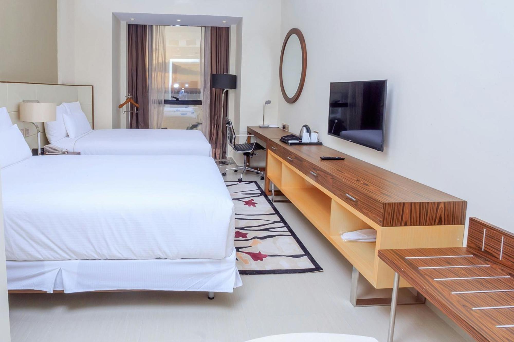 Element By Westin Hotel Dar Es Salaam Bagian luar foto